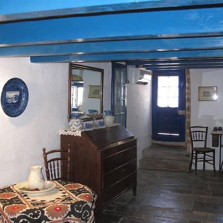 Blue Door Apartment Monemvasia Ngoại thất bức ảnh