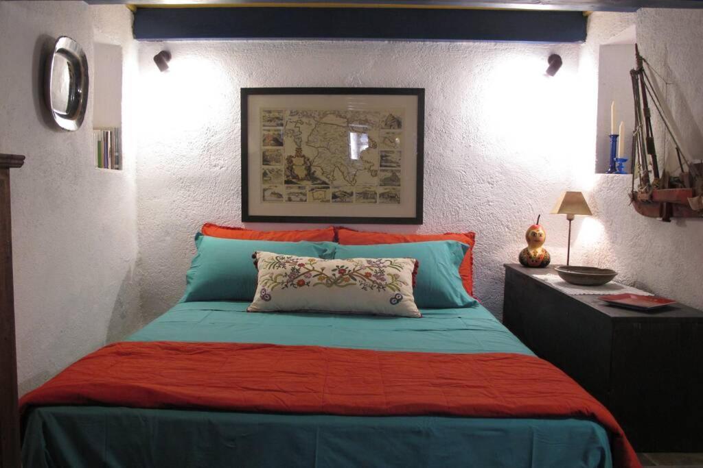 Blue Door Apartment Monemvasia Ngoại thất bức ảnh